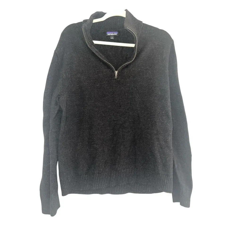 ✨Patagonia Men’s Black M's Merino 1/4-Zip Sweater✨
